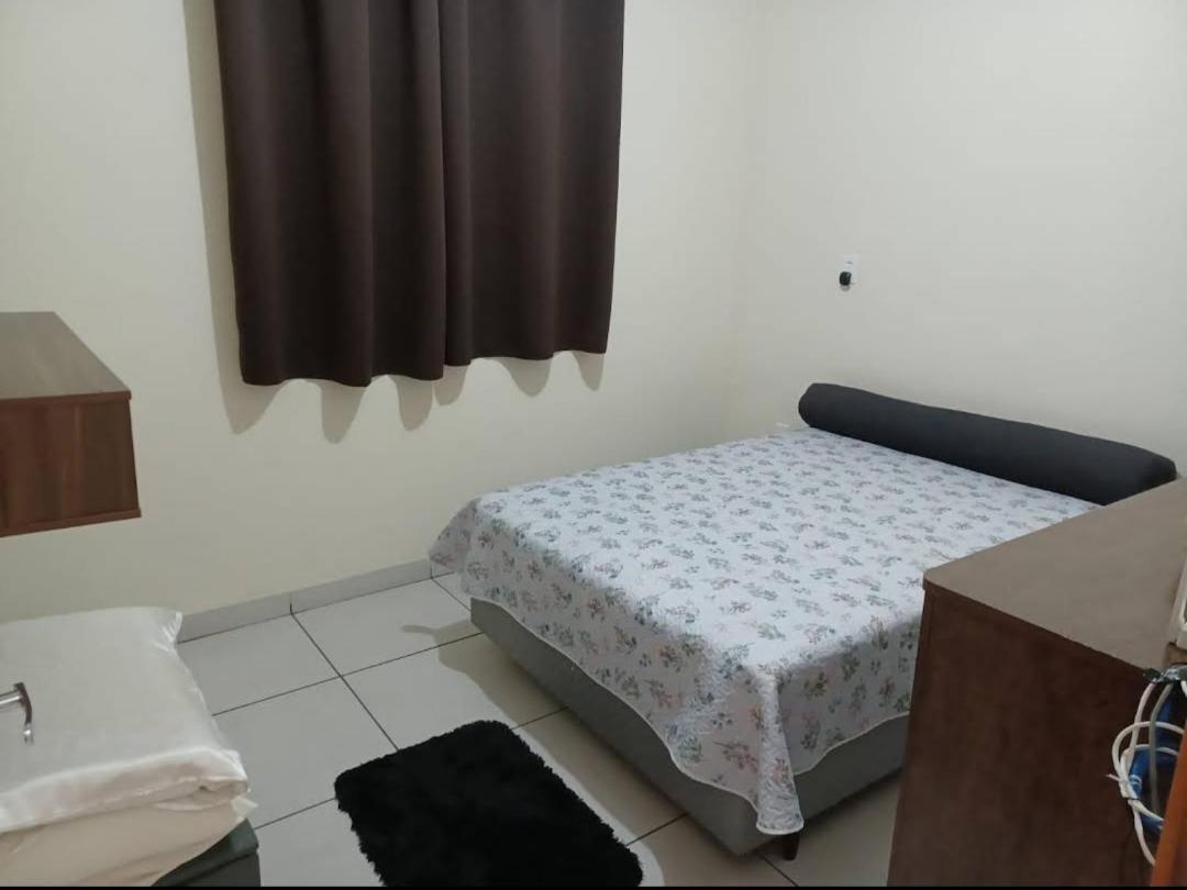 Quarto Uberlândia Buitenkant foto